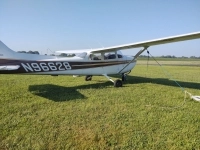 Cessna 172P N96628 Loop 'D LuLu seen from the back