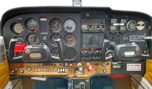 N9782V Cessna 172M Pitter Pat instrument panel